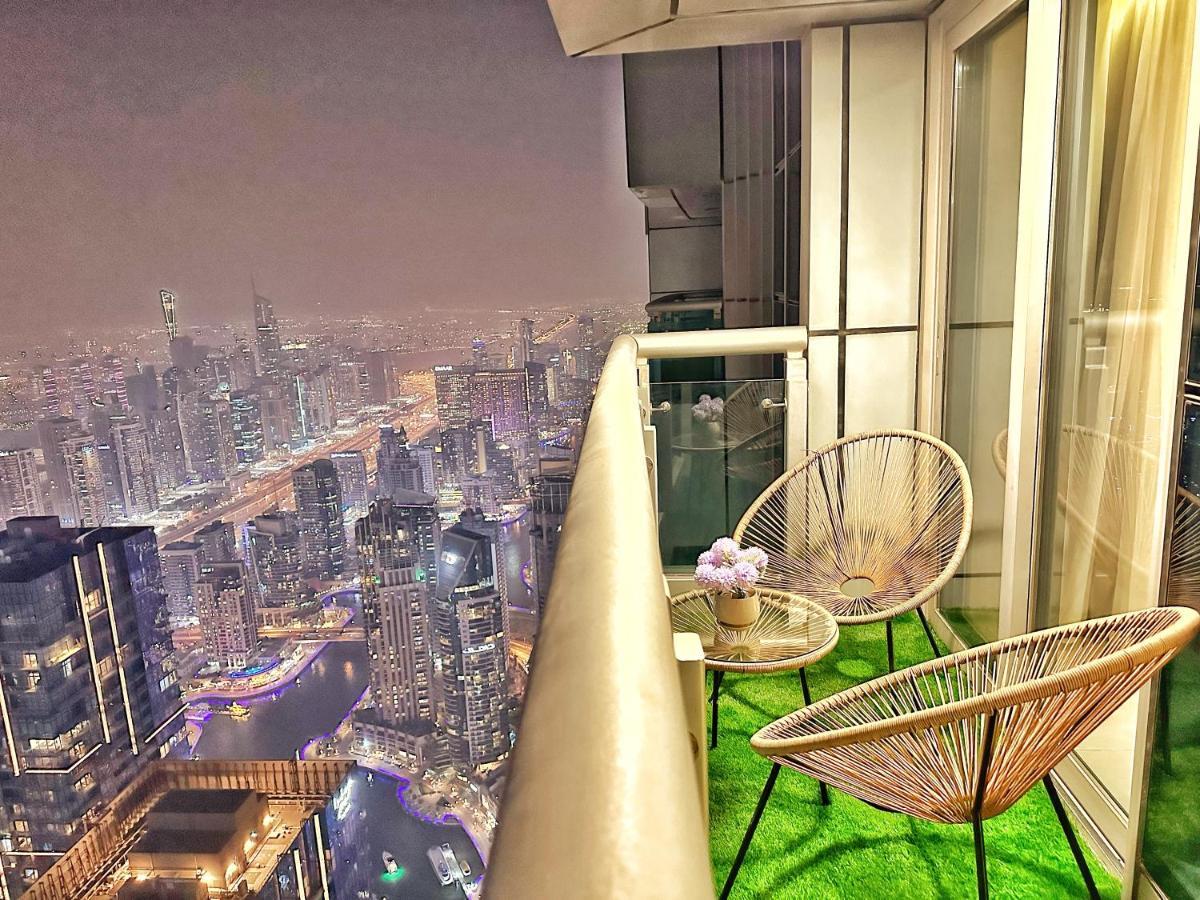 Life Above Clouds Apartment Dubai Bagian luar foto