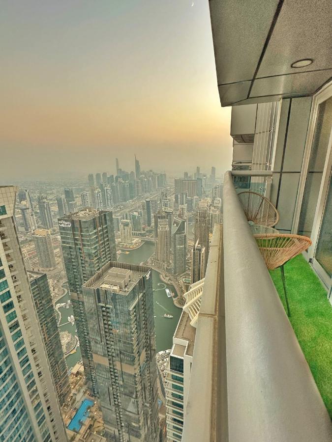 Life Above Clouds Apartment Dubai Bagian luar foto