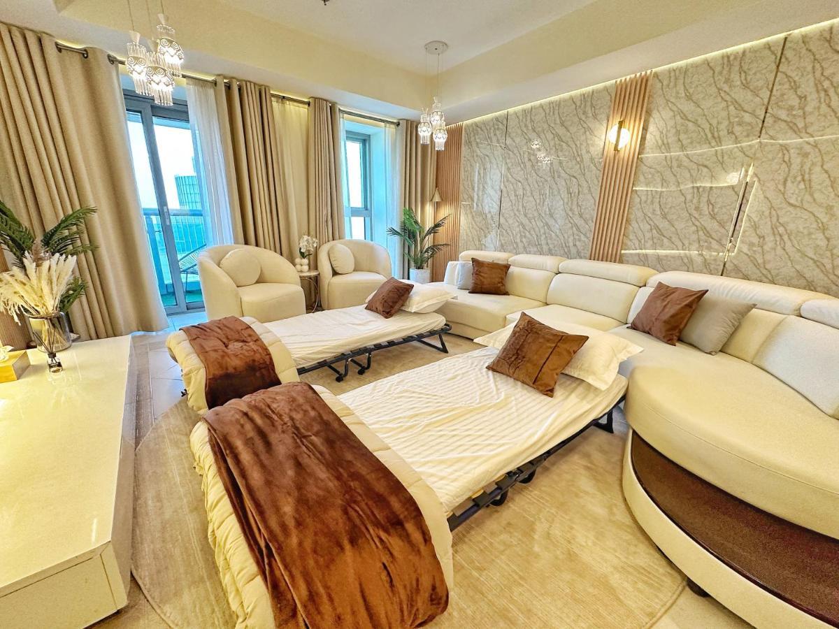 Life Above Clouds Apartment Dubai Bagian luar foto