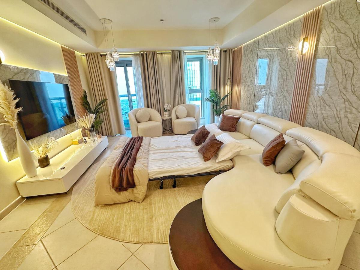 Life Above Clouds Apartment Dubai Bagian luar foto